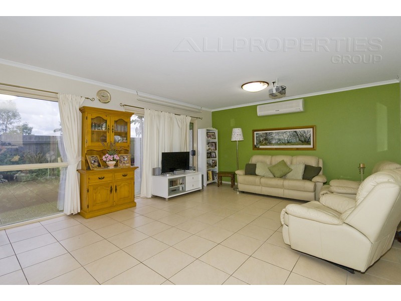 44 Ithaca Way, Forest Lake QLD 4078