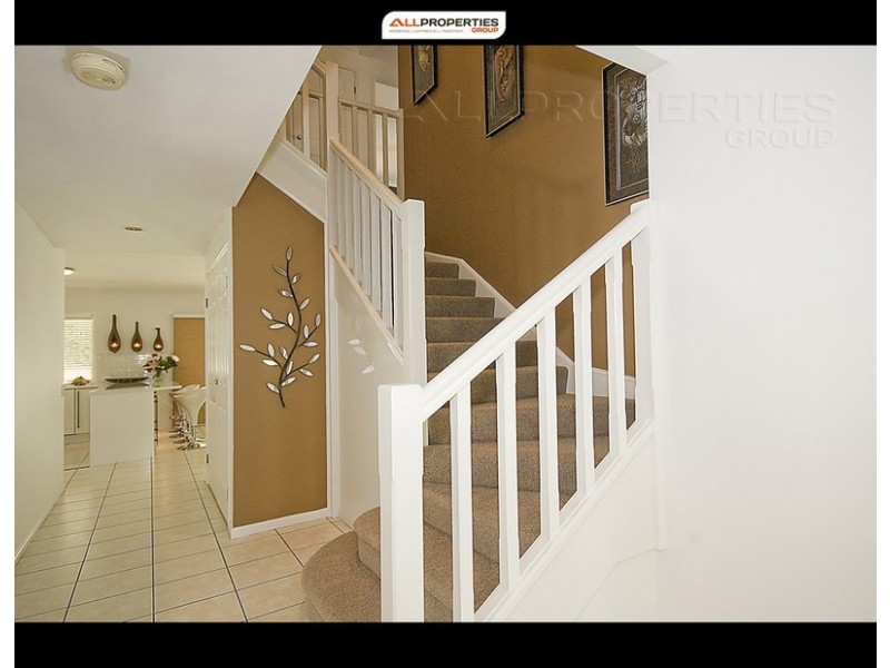 9 Rosewood Place, Forest Lake QLD 4078