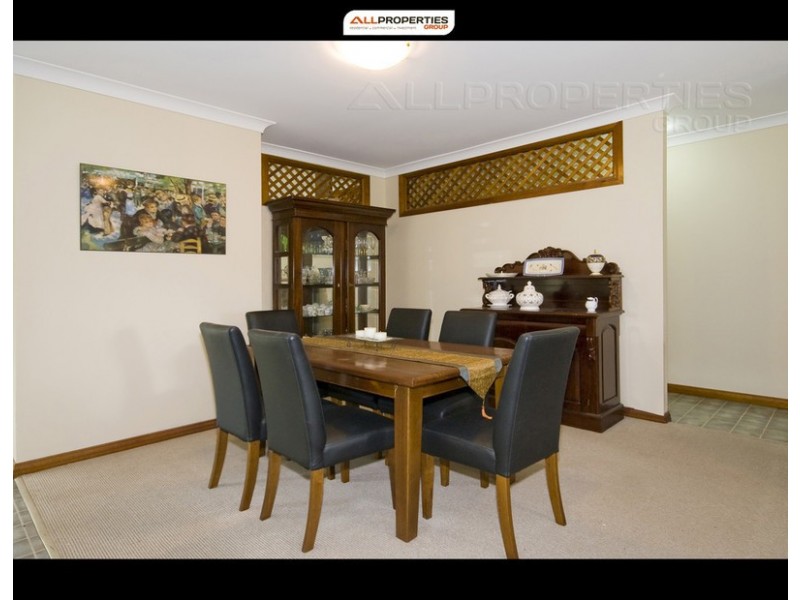 44 Nottingham Court, Forestdale QLD 4118