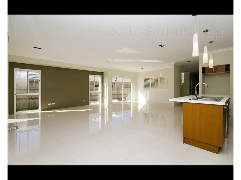 67 Parkwood Drive, Parkwood Estate, Heathwood QLD 4110