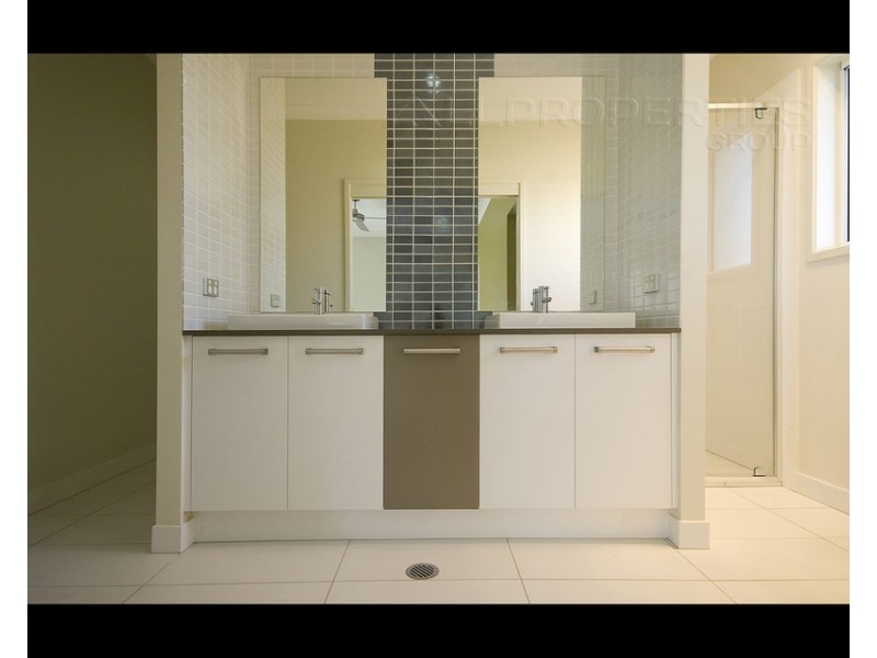 67 Parkwood Drive, Parkwood Estate, Heathwood QLD 4110