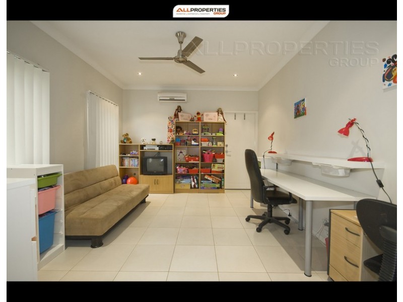 45 Gilberton Crescent, Forest Lake QLD 4078