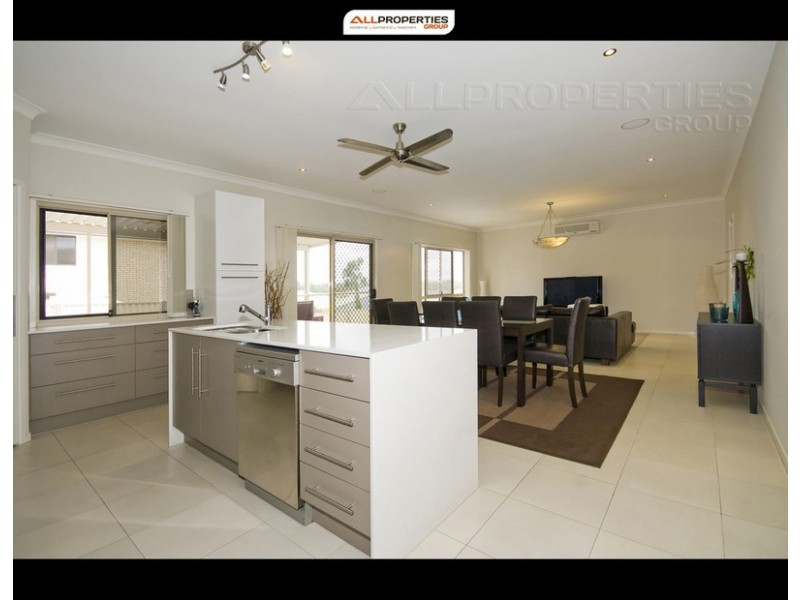 45 Gilberton Crescent, Forest Lake QLD 4078