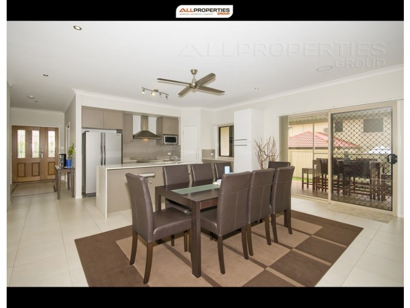 45 Gilberton Crescent, Forest Lake QLD 4078