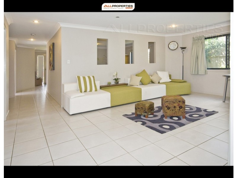 7 HASTINGS CLOSE, Calamvale QLD 4116