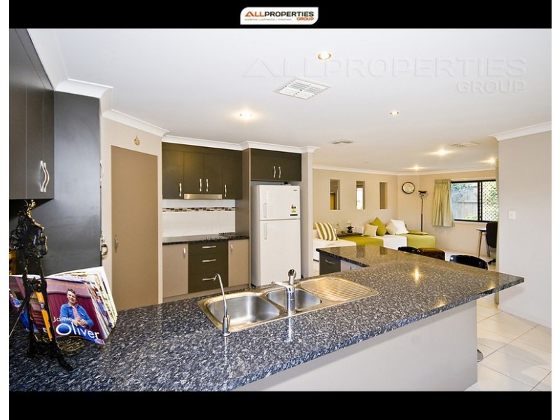 7 HASTINGS CLOSE, Calamvale QLD 4116