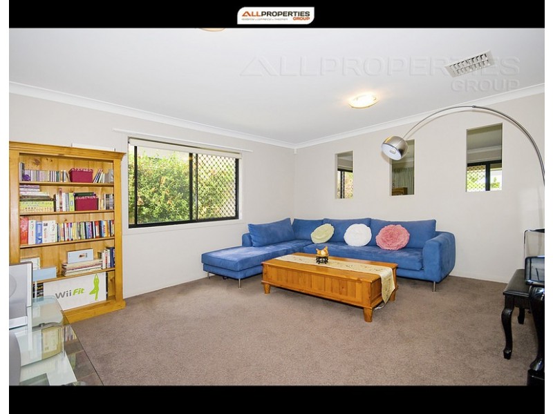 7 HASTINGS CLOSE, Calamvale QLD 4116