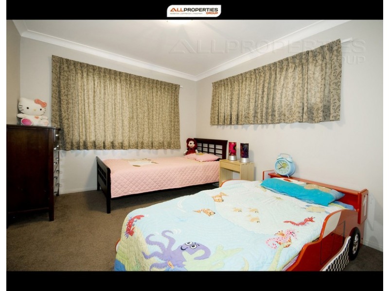 7 HASTINGS CLOSE, Calamvale QLD 4116