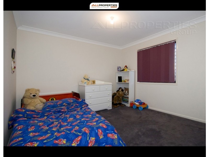6 RESI DRIVE, Regents Park QLD 4118