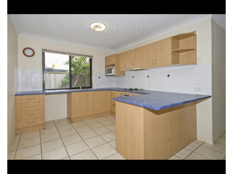 32 Carisbrook Circuit, Forest Lake QLD 4078