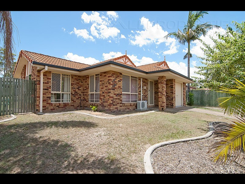 4 TALTY RISE, Regents Park QLD 4118