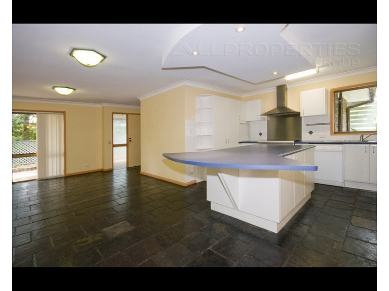 225 Forestdale Drive, Forestdale QLD 4118