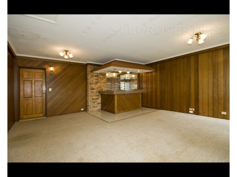 225 Forestdale Drive, Forestdale QLD 4118