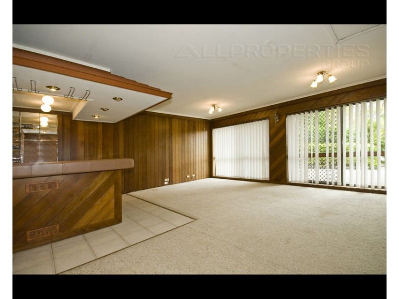 225 Forestdale Drive, Forestdale QLD 4118