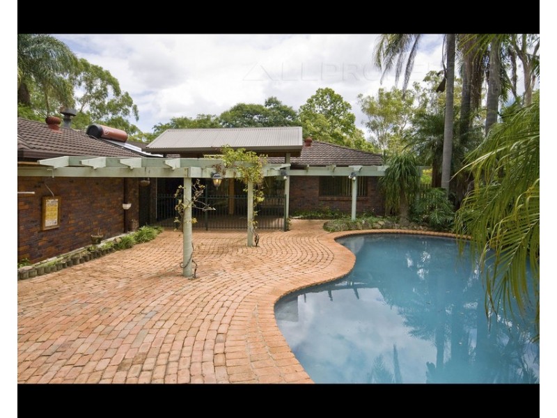 225 Forestdale Drive, Forestdale QLD 4118
