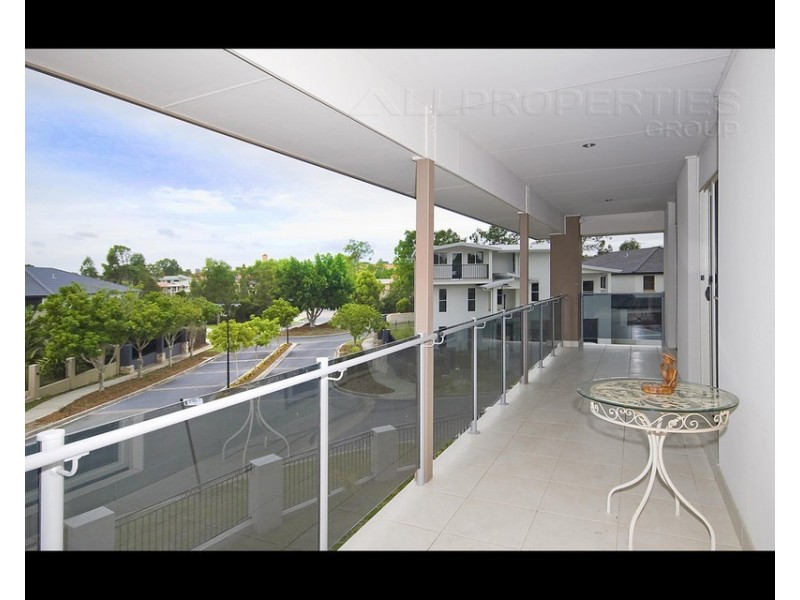 1 Cayman Place, Forest Lake QLD 4078