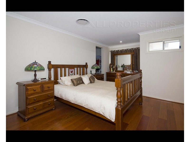 1 Cayman Place, Forest Lake QLD 4078