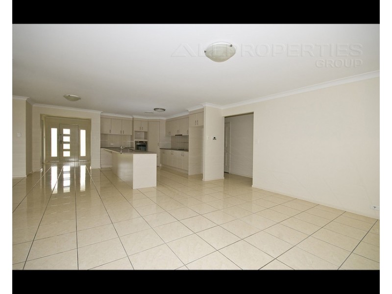 12 Coolibah Street, Heathwood QLD 4110