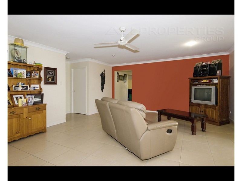 31 Hawthorne Street, Forest Lake QLD 4078