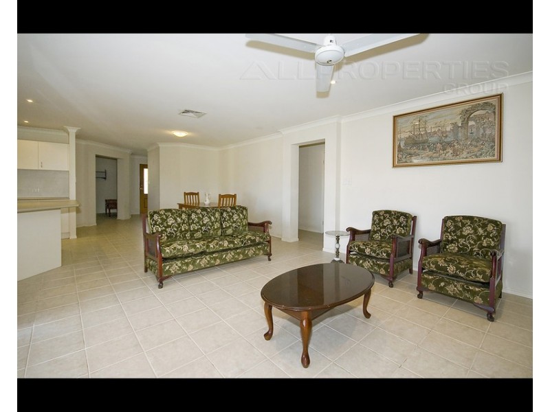 60  Belair Court, Parkinson QLD 4115