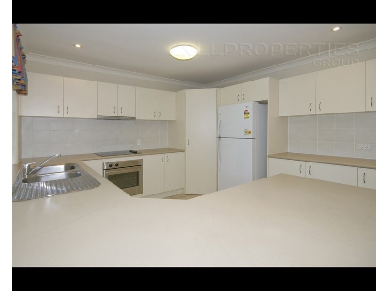 60  Belair Court, Parkinson QLD 4115