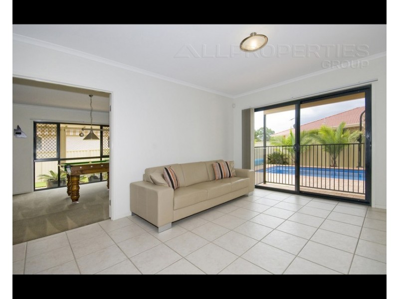 81 Waterbrooke Cct, Drewvale QLD 4116