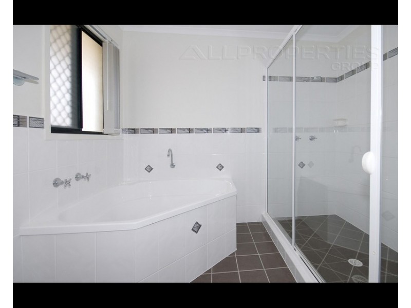 81 Waterbrooke Cct, Drewvale QLD 4116