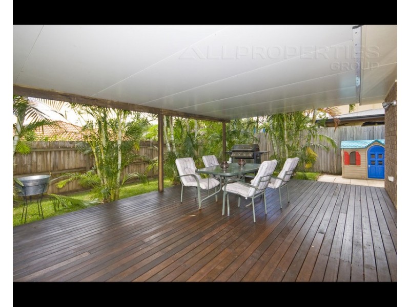 4 Simpson Way, Forest Lake QLD 4078
