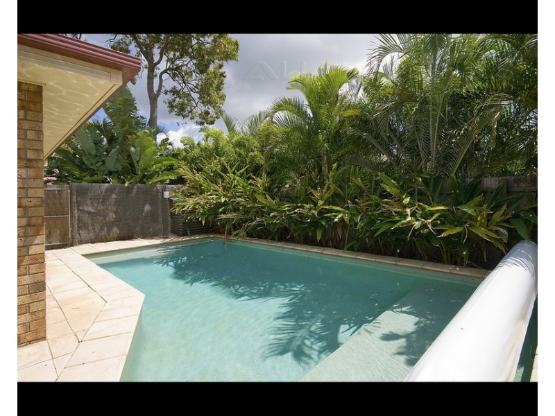 4 Simpson Way, Forest Lake QLD 4078