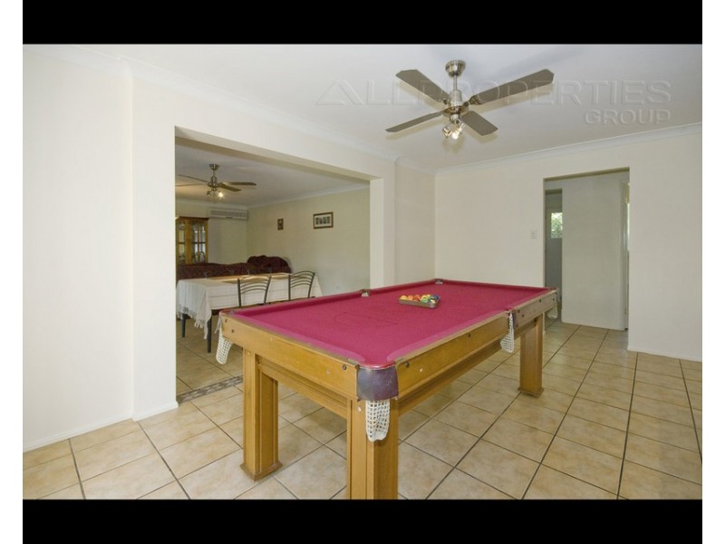4 Simpson Way, Forest Lake QLD 4078