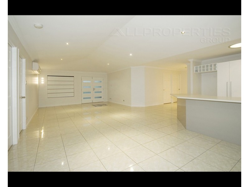 13 Fitzroy Place, Forest Lake QLD 4078