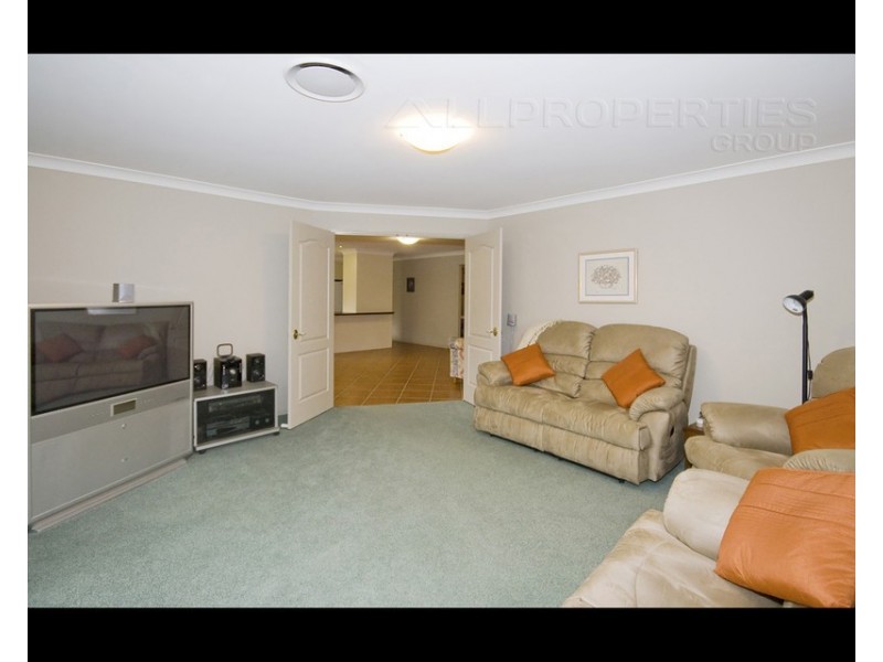 73 Caley Cres, Drewvale QLD 4116