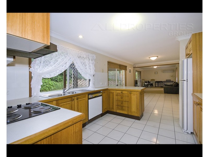 114  Garro St, Sunnybank Hills QLD 4109
