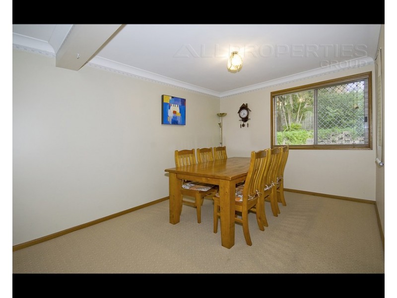 114  Garro St, Sunnybank Hills QLD 4109
