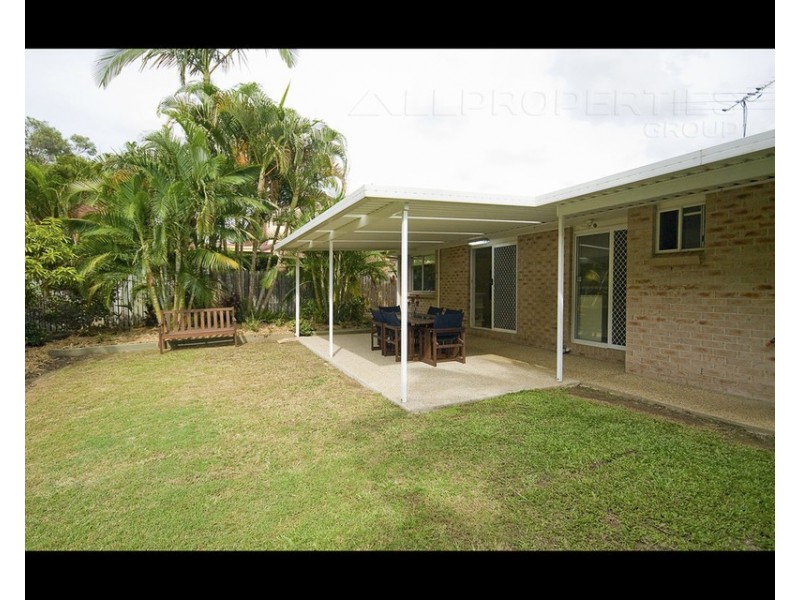 15 Statesman Cres, Sunnybank Hills QLD 4109