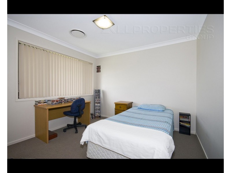 5 Doulton Street, Calamvale QLD 4116
