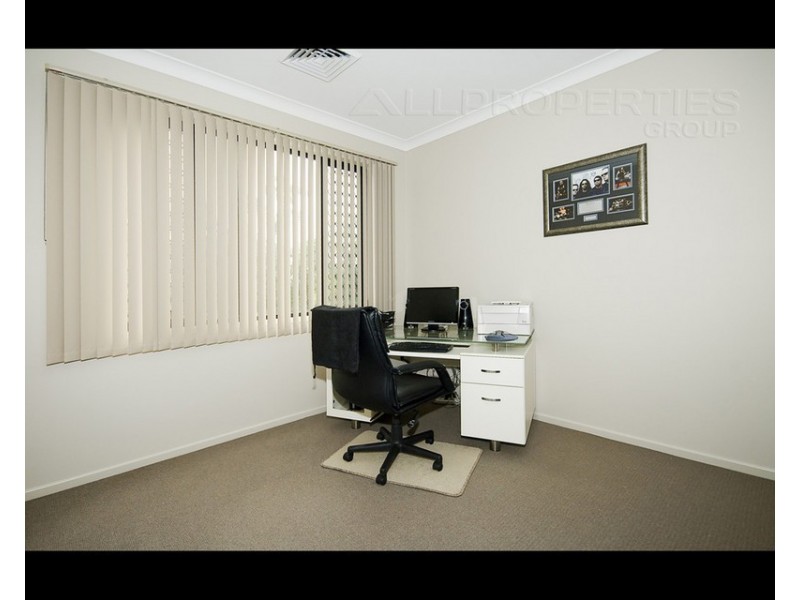 5 Doulton Street, Calamvale QLD 4116