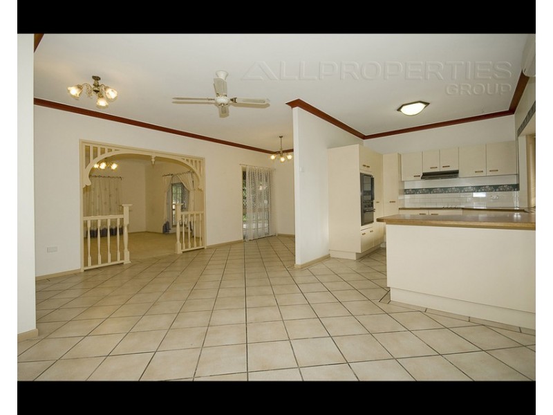 14 Tarragon Place, Forest Lake QLD 4078