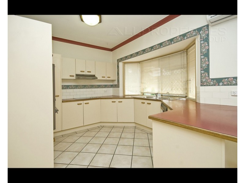 14 Tarragon Place, Forest Lake QLD 4078