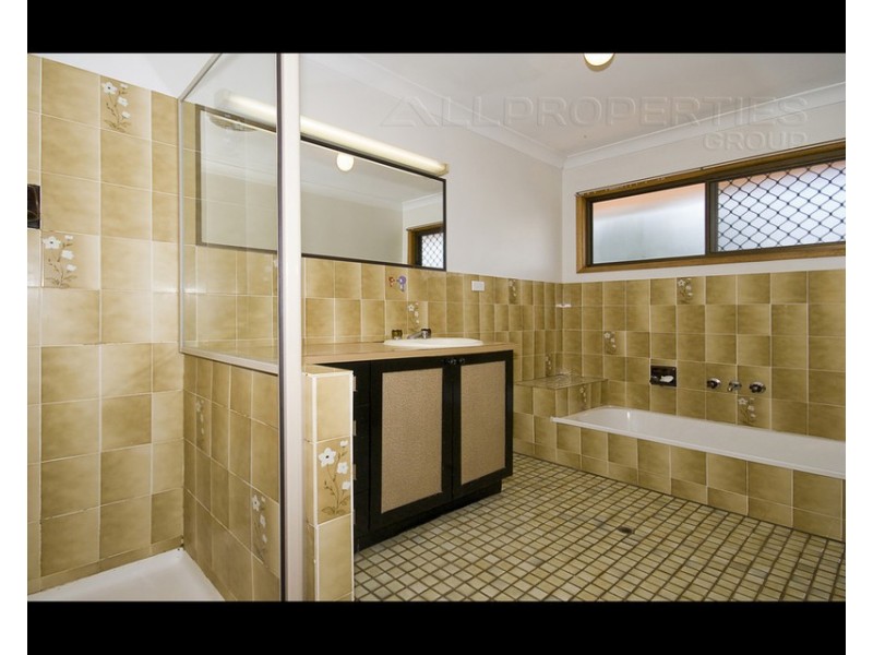 2 MESQUITE, Sunnybank Hills QLD 4109