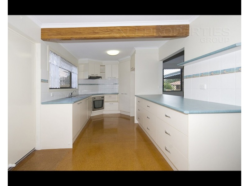 1 LANGHAM STREET, Hillcrest QLD 4118