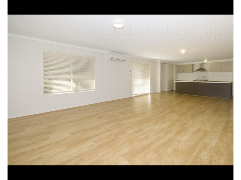 10 Cobbin Crct, Redbank Plains QLD 4301