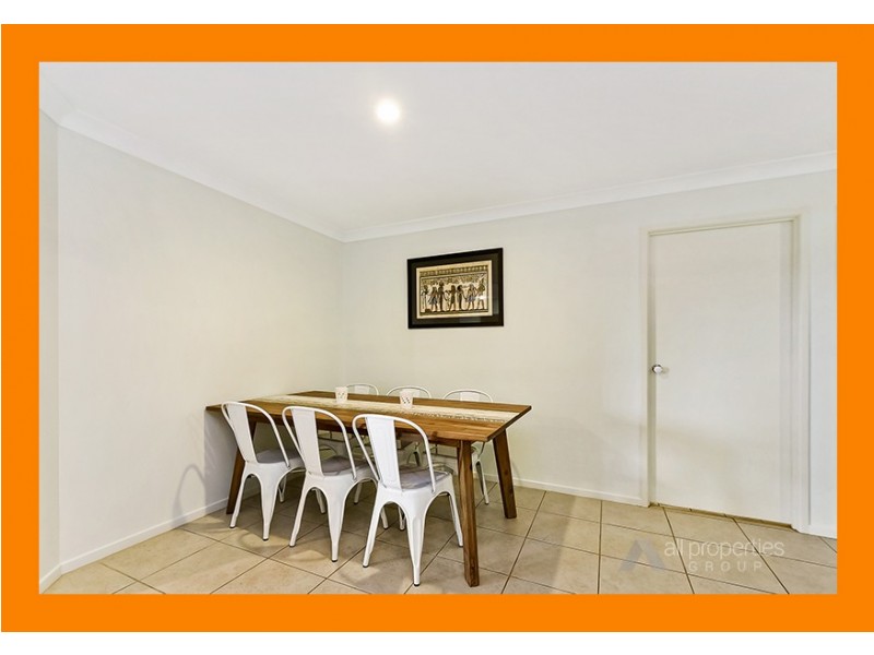 9 SAMIA CT, Regents Park QLD 4118