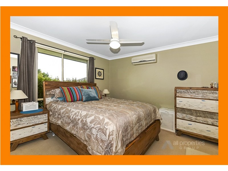 9 SAMIA CT, Regents Park QLD 4118