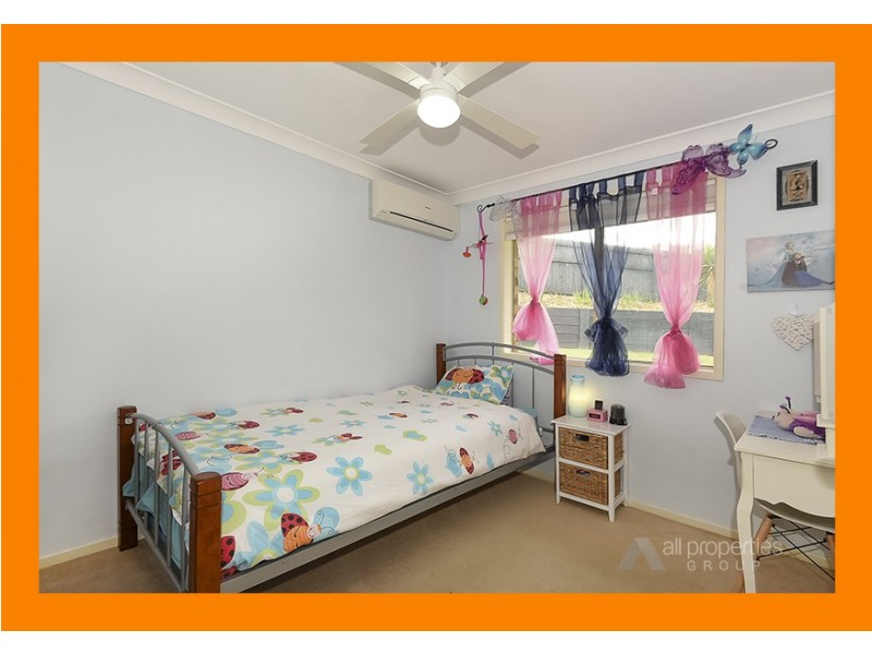 9 SAMIA CT, Regents Park QLD 4118