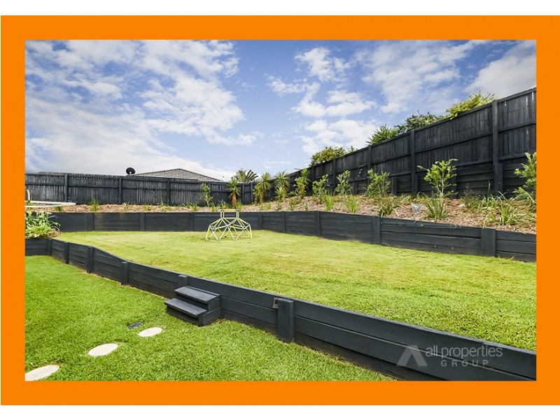 9 SAMIA CT, Regents Park QLD 4118