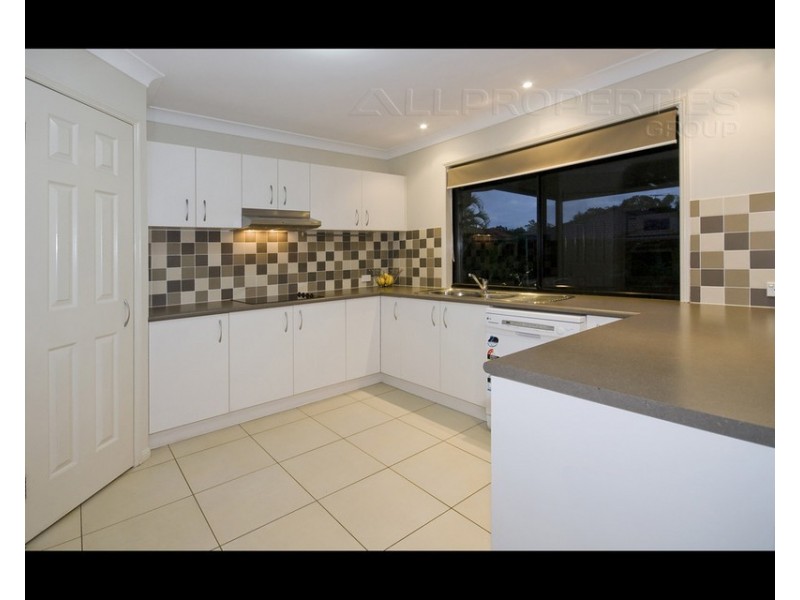 33 Waterbrooke Crct, Drewvale QLD 4116