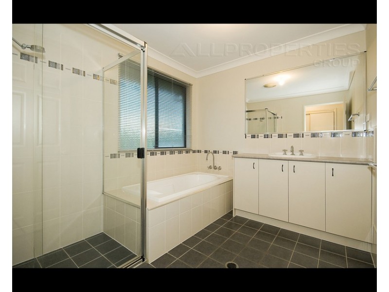 33 Waterbrooke Crct, Drewvale QLD 4116