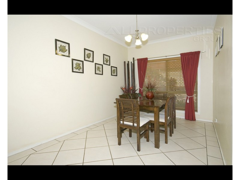 3 Burnside Place – Creekwood, Forest Lake QLD 4078