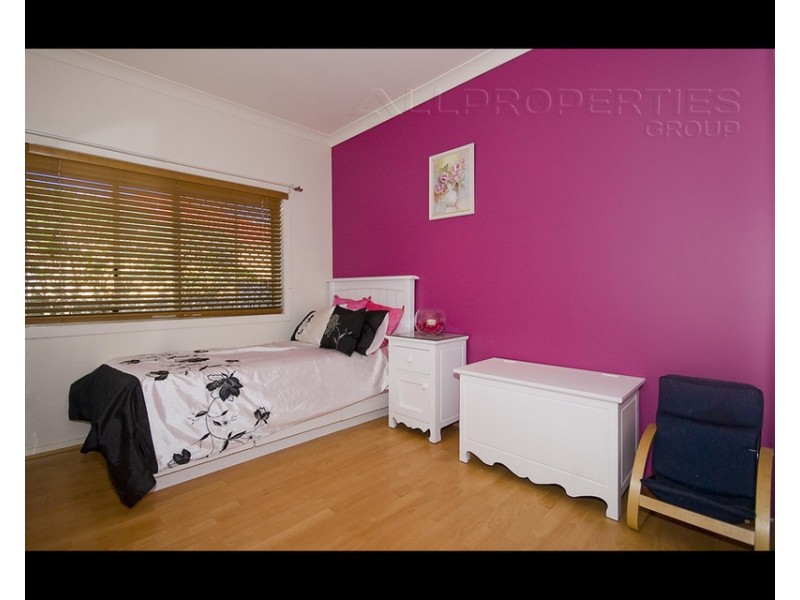 3 Burnside Place – Creekwood, Forest Lake QLD 4078